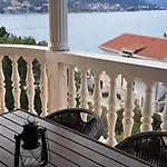 Karmela *