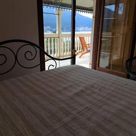 Apartment Karmela