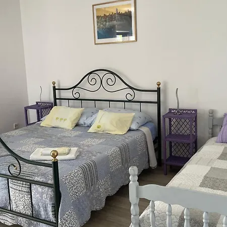 Karmela Apartment