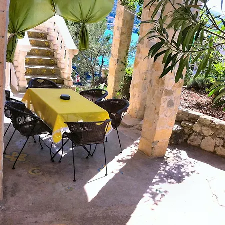 Apartment Karmela Grebastica