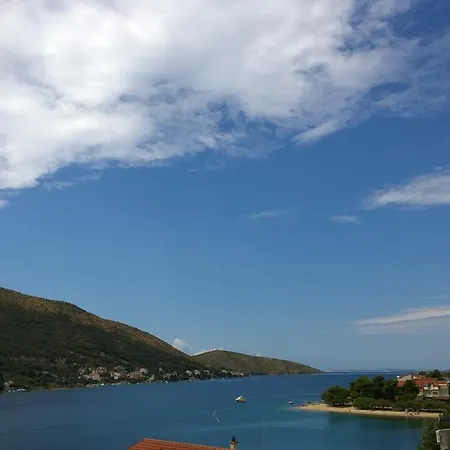Karmela *