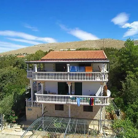 Karmela * Grebaštica