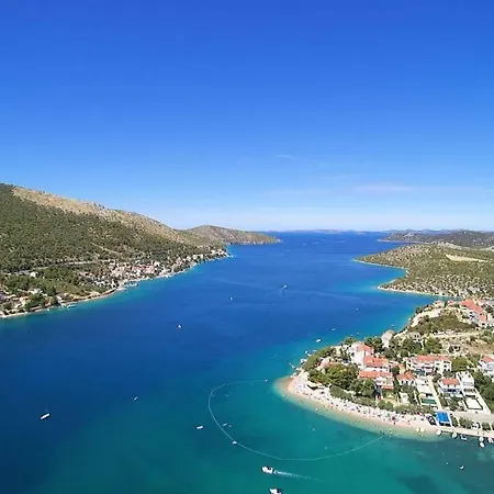 Karmela Apartman