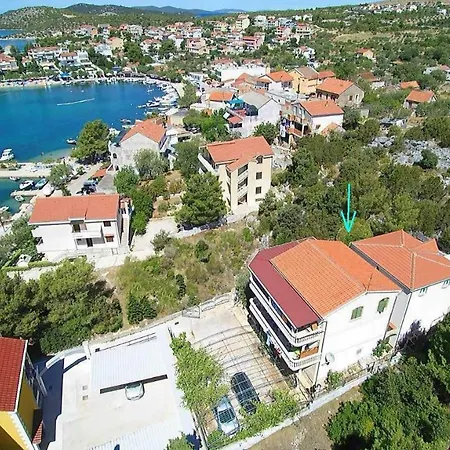 Karmela *