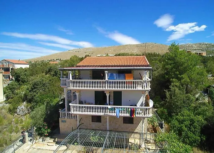 Karmela * Grebaštica